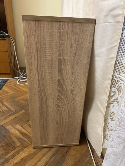 Продавам мебели, маса, антре, шкаф за бельо, шкаф за книги