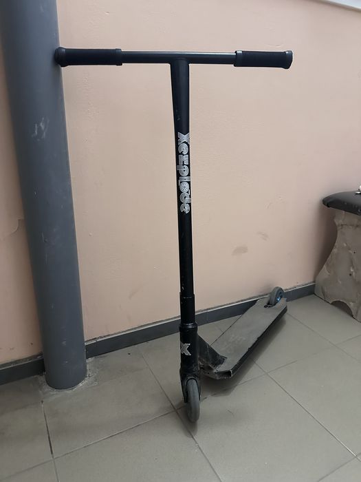 Продам самокат трюковой