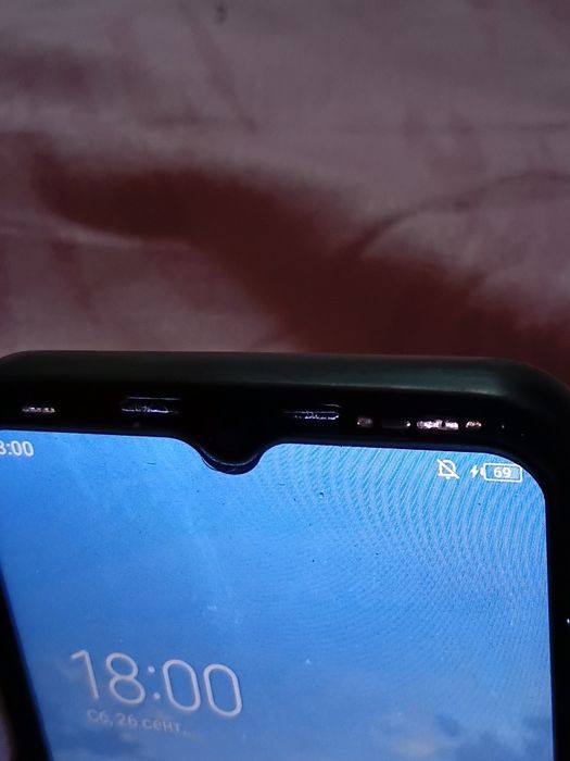 Смартфон Tecno Spark 8C