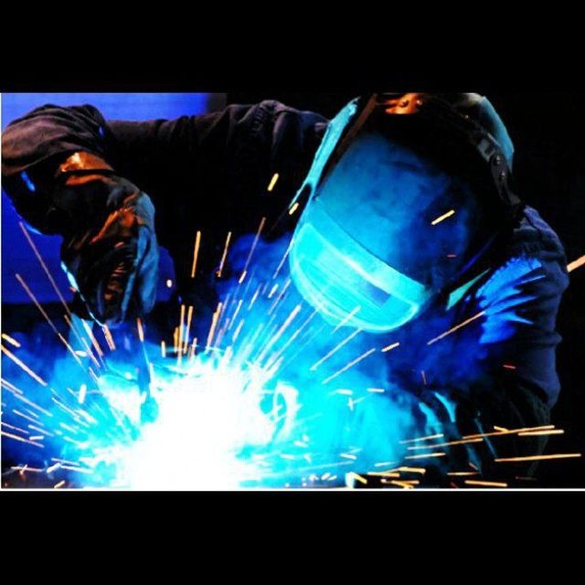 SVARKA 
НавэсГаз тортамиз

Навис киламиз

Дарваза ремонт киламиз

Кат