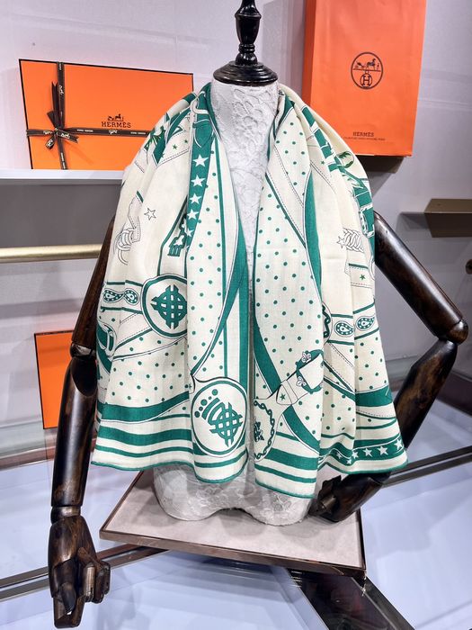 Кашмирено шалче Хермес