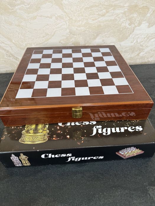 Шахматы в римском стиле , подарок