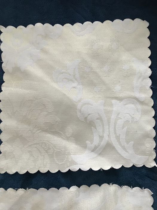 Скатерть с салфетками