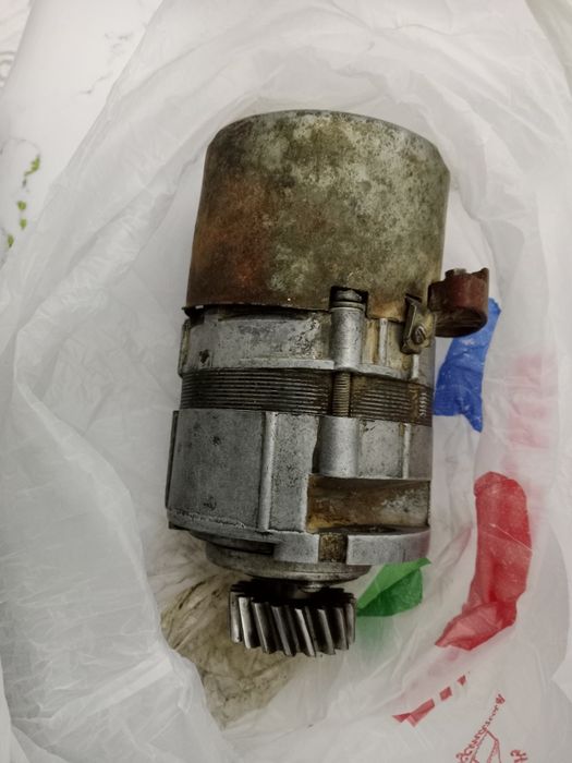 Продам генератор от мотоцикл Урал