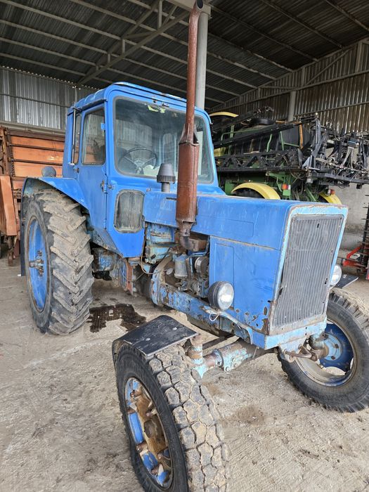 Трактор и пресс прф180.