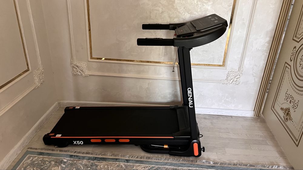 Беговая дорожка Genaux50