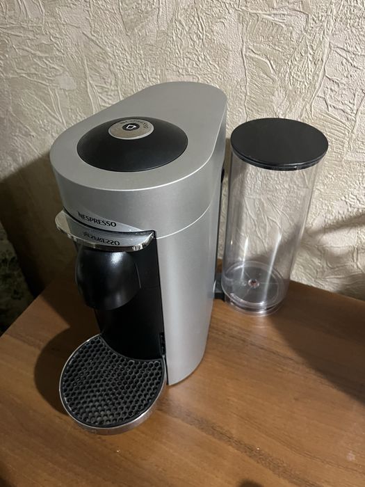 Nespresso Кофемашина