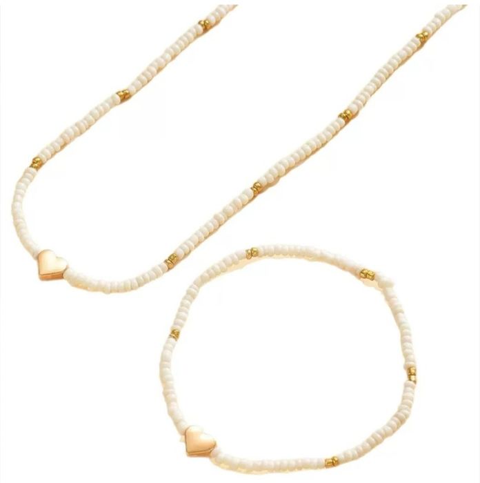 Продается комплект бисер