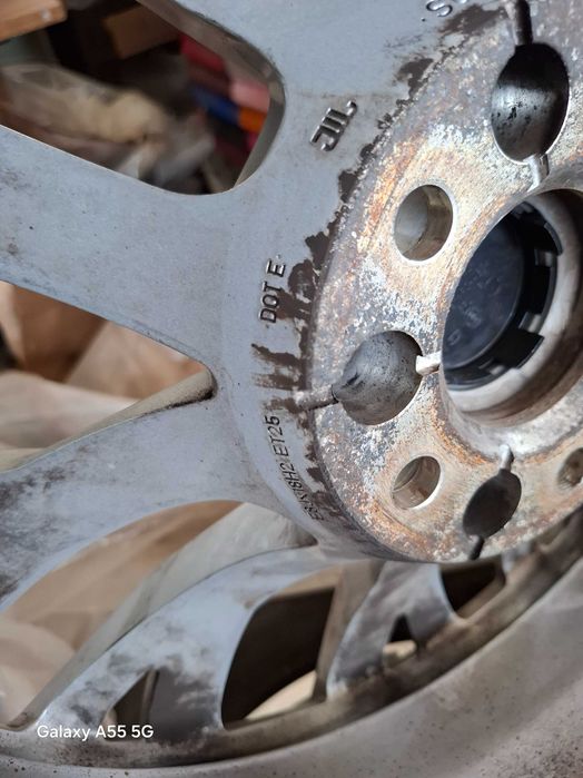 Гуми с джанти 18ки за Туарег 2021г