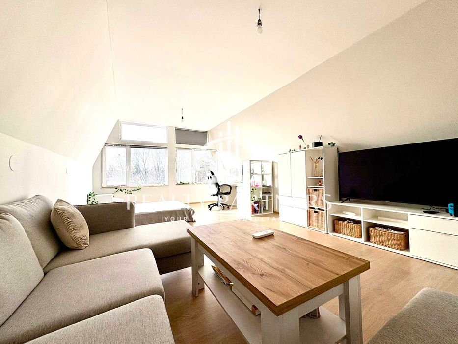 Продава се Къща в с. Расник, Област Перник - 210 кв.м за 777 €/кв.м - Снимка #4