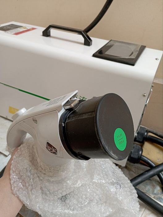 Elektromobil zaryadcigi sotiladi