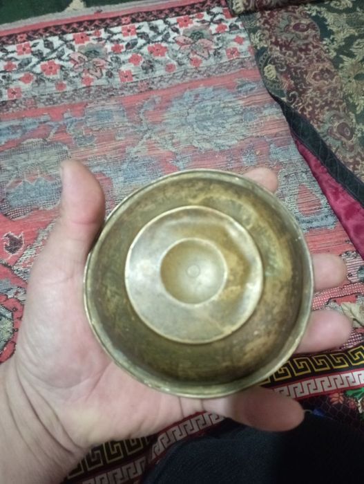 Qadimgi piyolalar antikvar kolleksiya