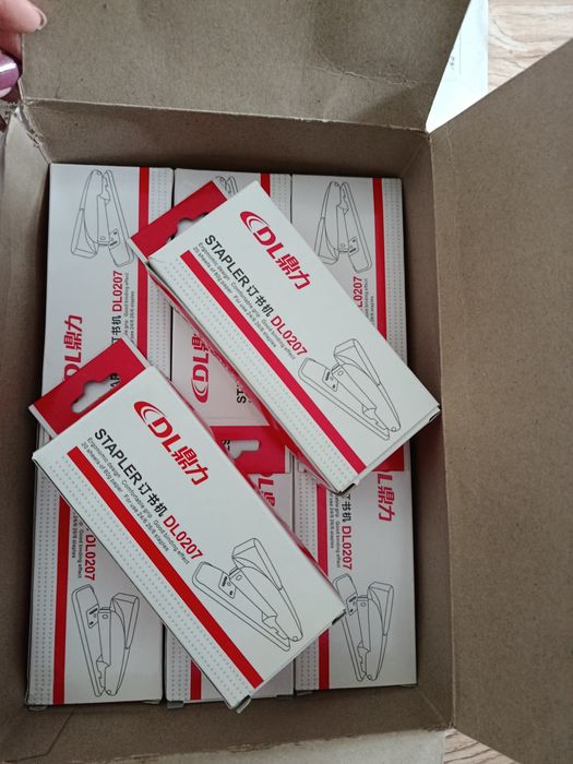 Степлер канцелярский для бумаги