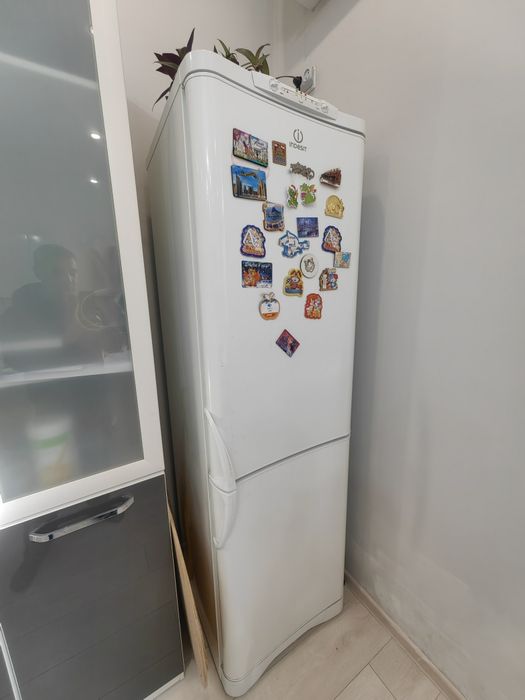холодильник indesit