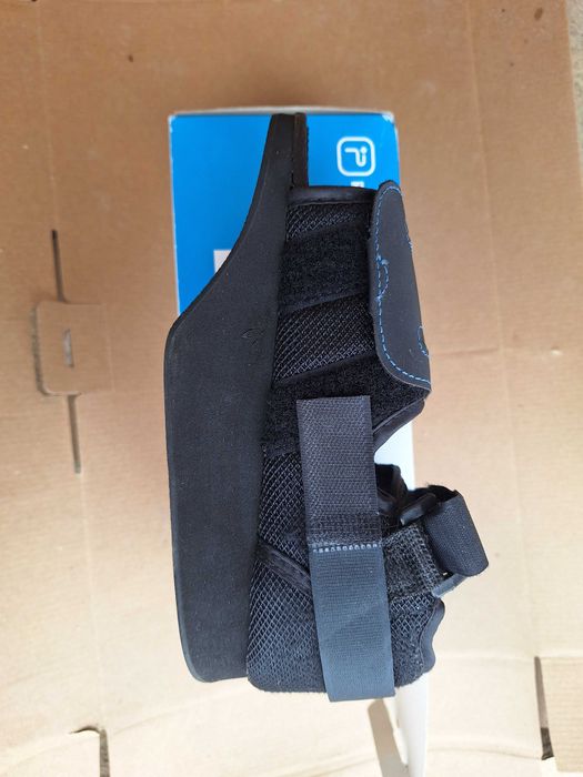 Продавам Постоперативна обувка