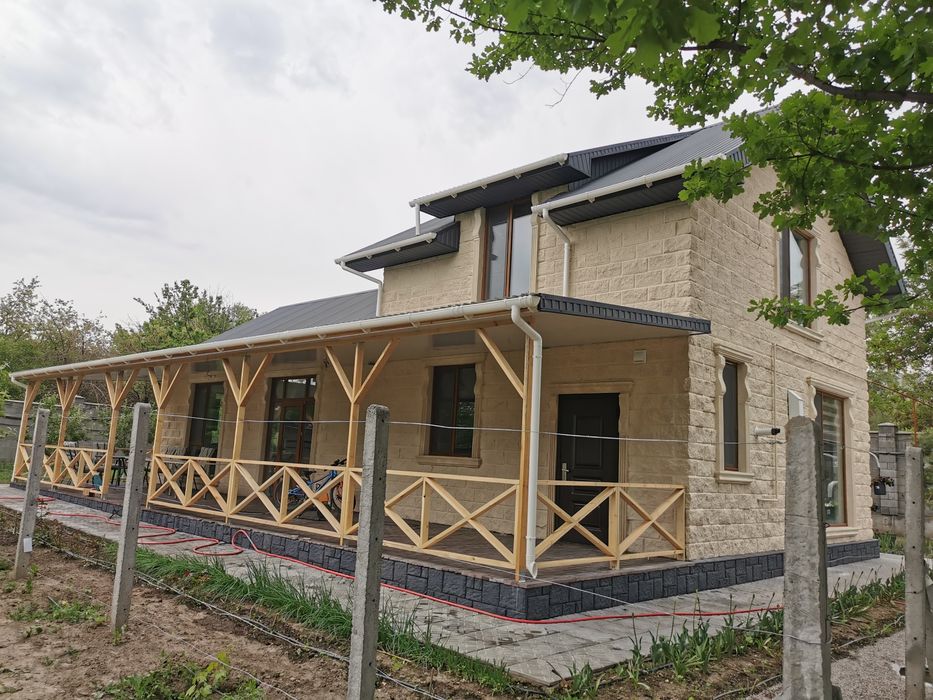 Рваный блок для строительства