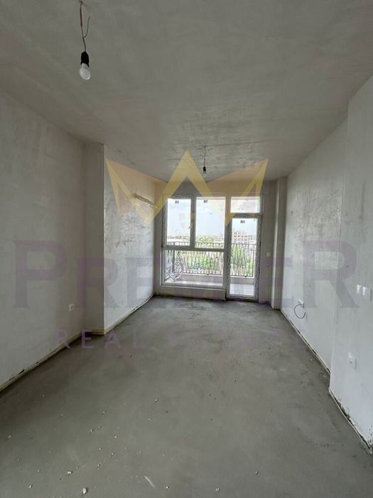 Продава се Двустаен апартамент в Бургас, Изгрев - 67 кв.м за 1821 €/кв.м - Снимка #2