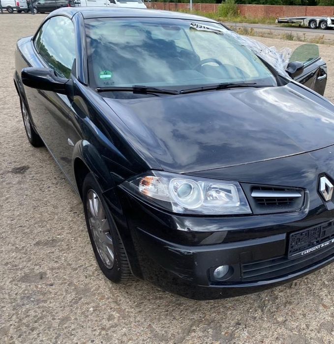 Far Dreapta Renault Megane 2 Facelift FARA XENON!!!