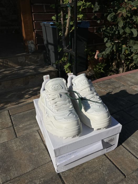 Adidasi Off White Odsy 1000