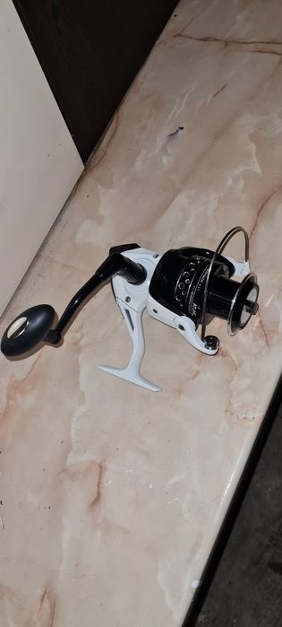 Lanseta + mulineta 3 tronsoane Feeder plus - NOI !!