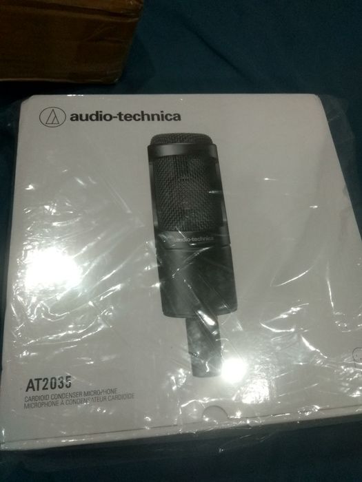 Микрофон AT2035 студийный