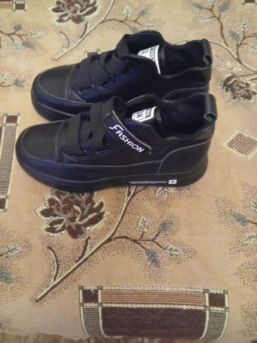 Продаются ботинки в отличном состоянии