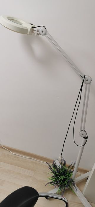 Vapozon cosmetic/Lampa cosmetica cu lupa/Lampa circulara de vanzare!