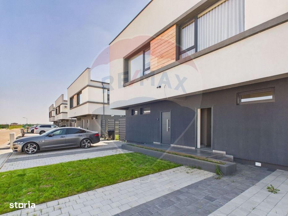 Casa tip duplex cu 4 camere de vânzare in Balotesti