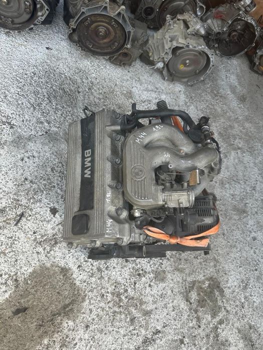 Двигатель bmw e36 z3 M44 1.9l m44b19