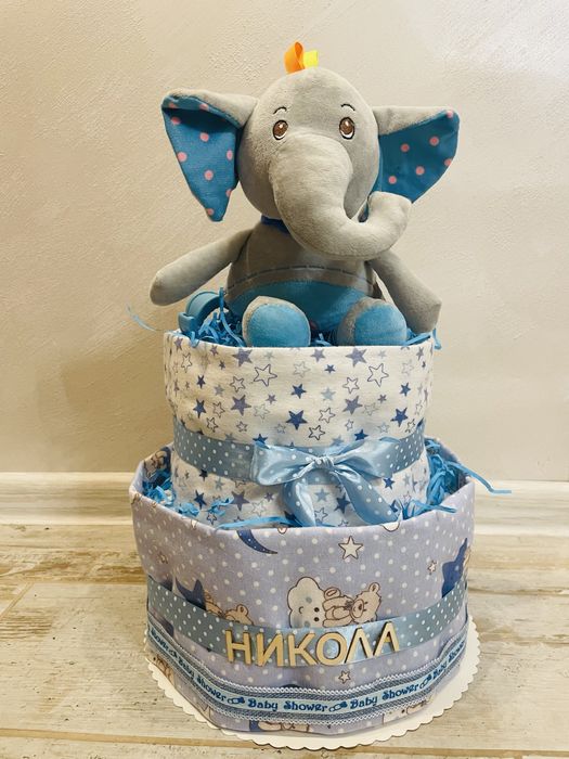 Персонализирана торта от памперси