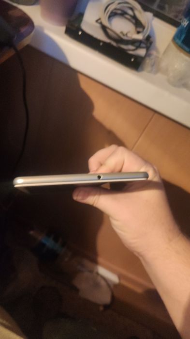 Продам планшет Samsung galaxy tab a