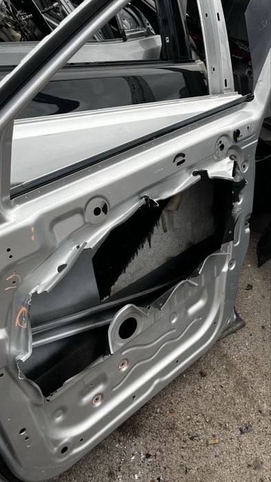 Range Rover Evoque 11- предна дясна врата