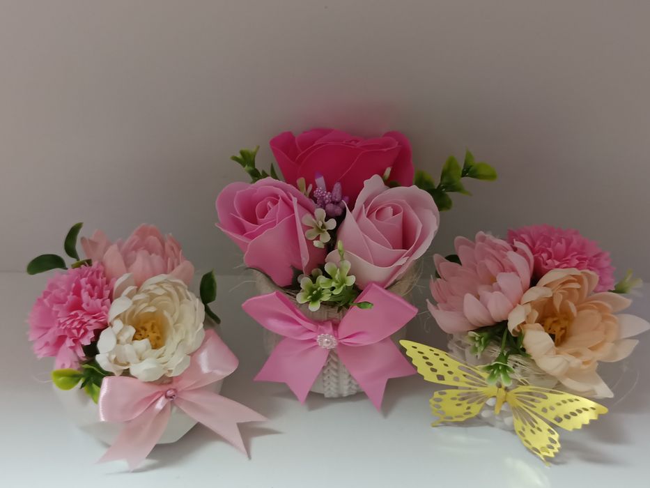 Букети със сапунени цветя