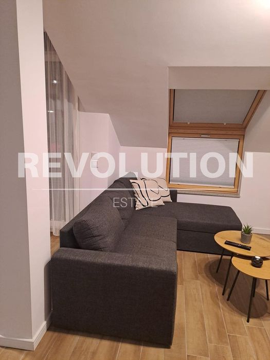 Дава се под наем Четиристаен апартамент в Пловдив, Мараша - 120 кв.м за 550 € - Снимка #2