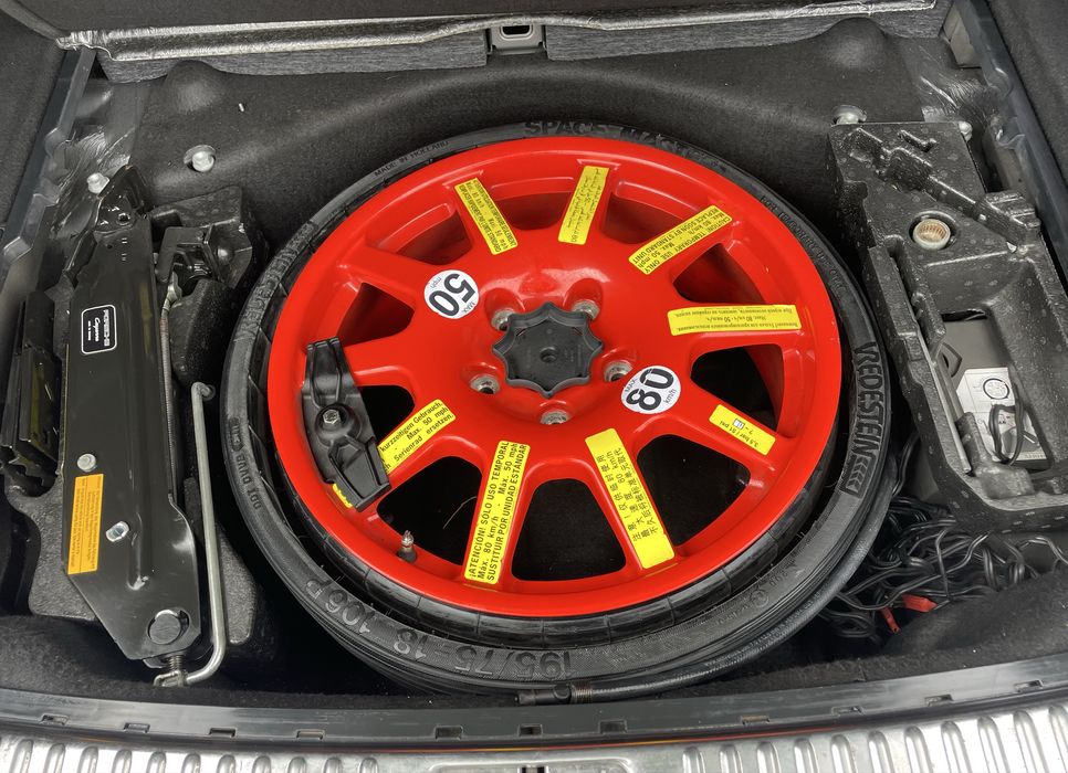 Оригинален комплект батерица porsche Cayenne