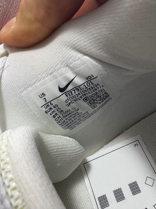 Adidaș Nike autentici în stare perfectă,complect nepurtați