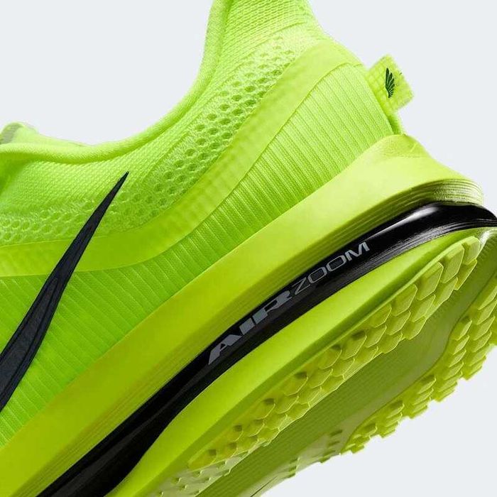 Nike - Peagsus Premium "Volt" HQ2592-700 Оригинал Код 220