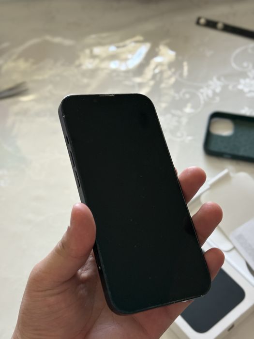 Айфон 13 синий срочно продам