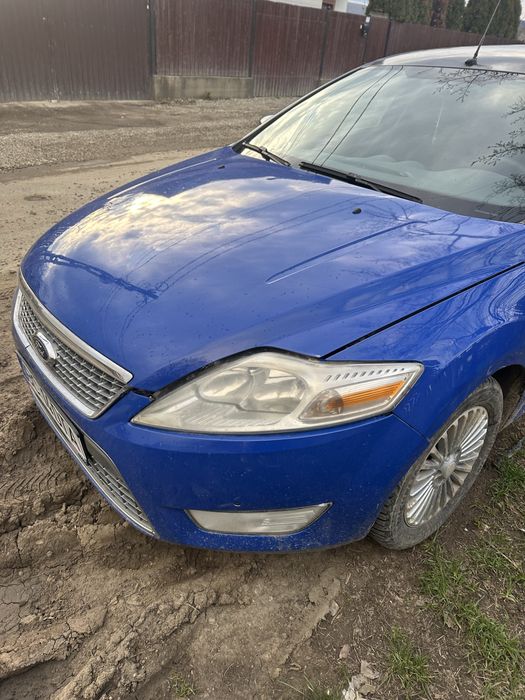 Far dreapta Ford mondeo MK4 Far stanga Ford Mondeo Mk4 Capota Ford Mondeo MK4 Bara fata Ford mondeo Mk4