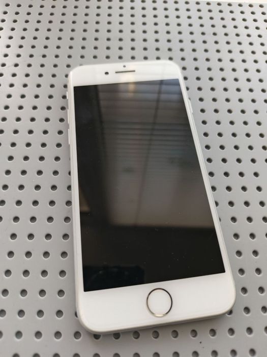 Iphone 8 64 gb light grey
