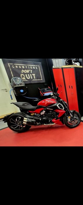 Ducati Diavel V4 2024 | 400 km | Garantie | TVA Deductibil