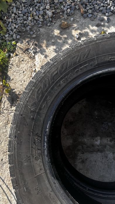 шины.  215/60 r 16.