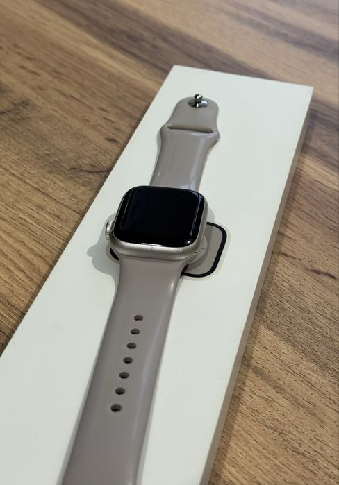 Продам apple watch series 8 41mm