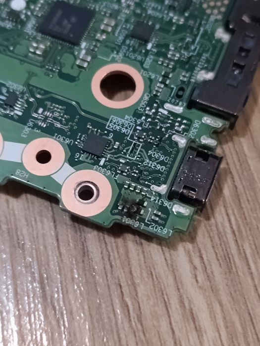 Lenovo L15 Defect pentru piese