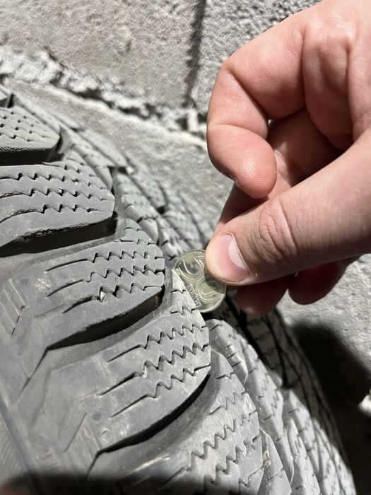 Шины комплект липучка R18