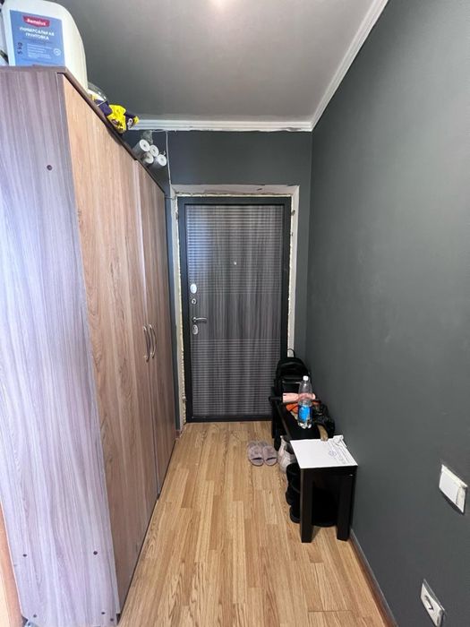 Продам 1 ком в маосемейном доме