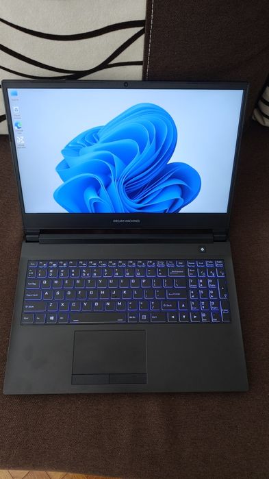 Laptop Gaming  Dream Machines – i5 Gen 11/GTX 1650/ 144Hz/16GB RAM/ SSD 256/
