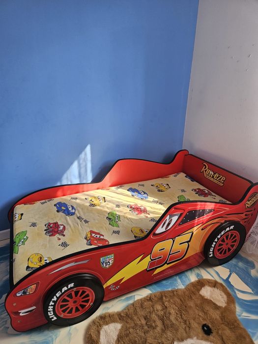 Vand 2 dormitoare de copii