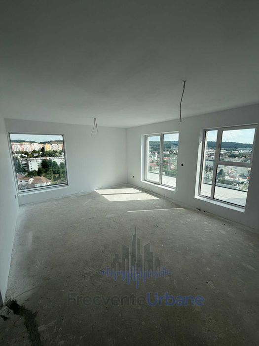 Apartament 4 camere Targu Mures Etaj 15