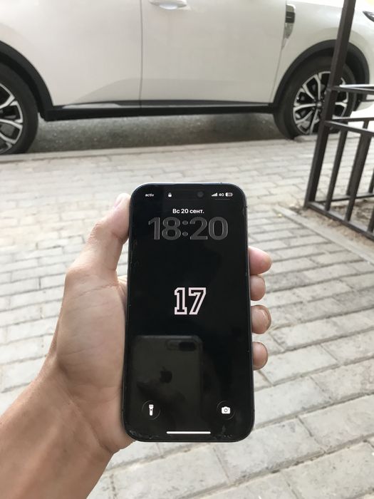Iphone 14 pro purple